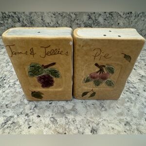 Vintage 2000’s Cheri Blum Salt Pepper Shakers 222 Fifth. Cortland. Collectible.